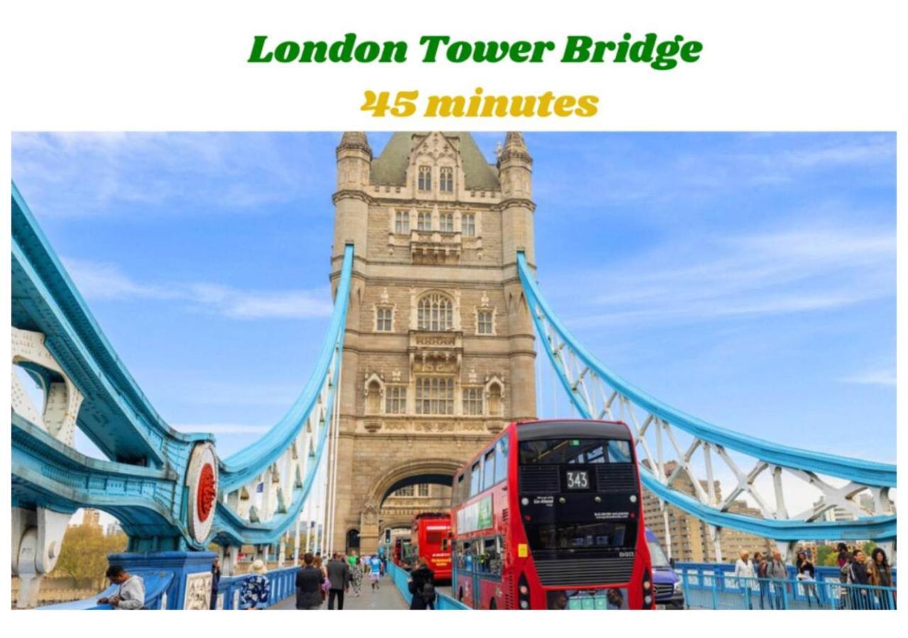 Elegant 2Br London Hideaway- King Bed, Sleeps 6 - Parking- Instant Book- 20 Percent Off Limited Time! บาร์เน็ท ภายนอก รูปภาพ